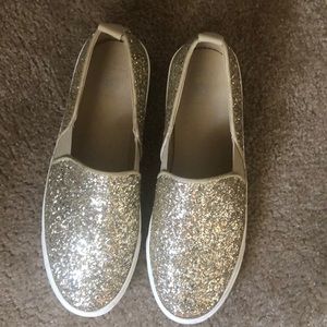 Sequence flat shoes